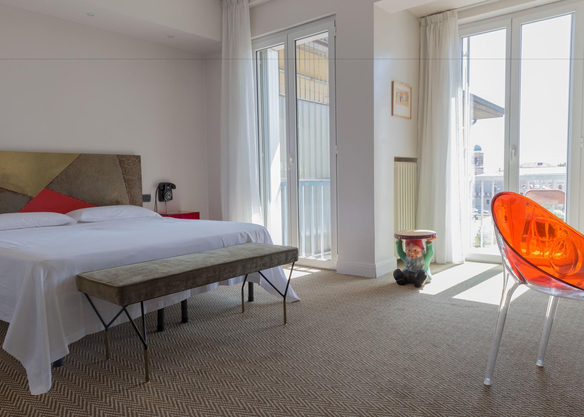 Boutique Hotel Trieste - Adults Only Verona Ngoại thất bức ảnh